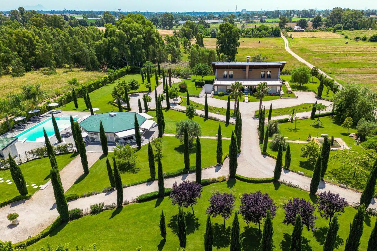Casale Delle Ronde B&B Latina Bagian luar foto