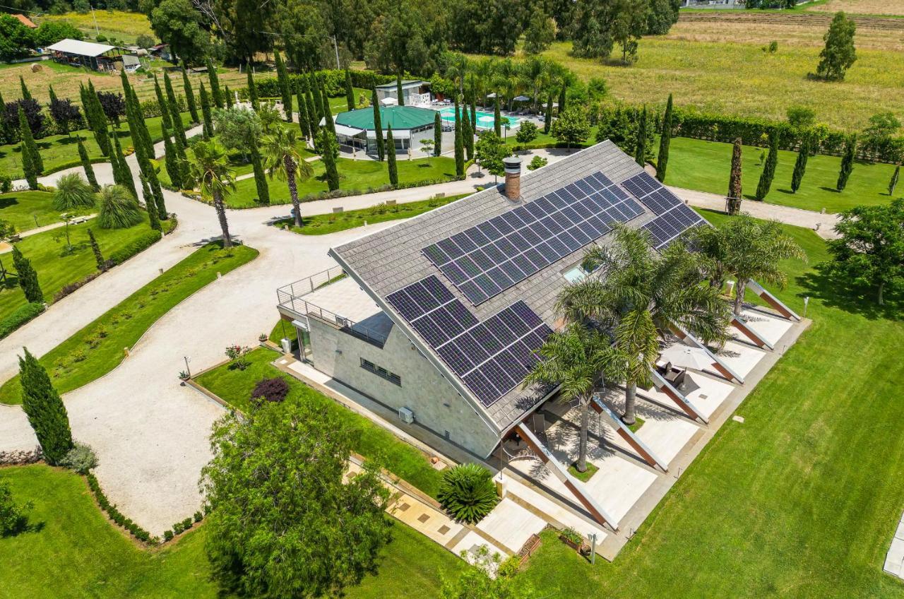 Casale Delle Ronde B&B Latina Bagian luar foto