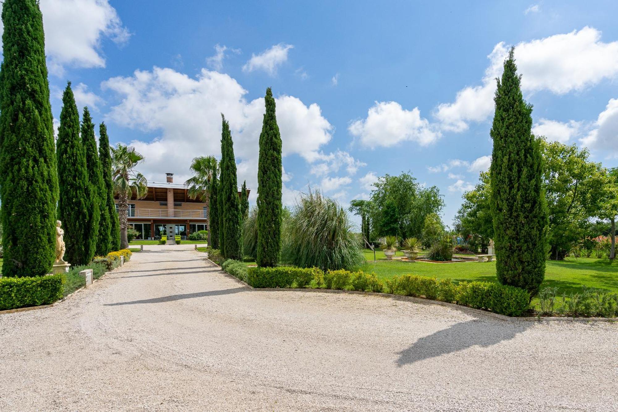 Casale Delle Ronde B&B Latina Bagian luar foto