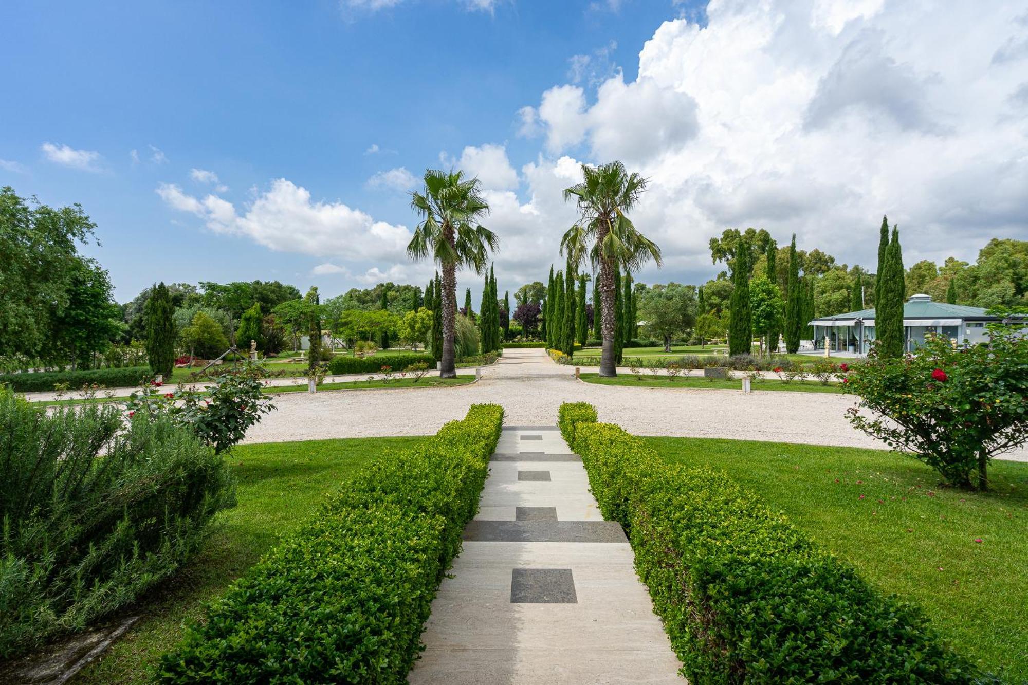 Casale Delle Ronde B&B Latina Bagian luar foto