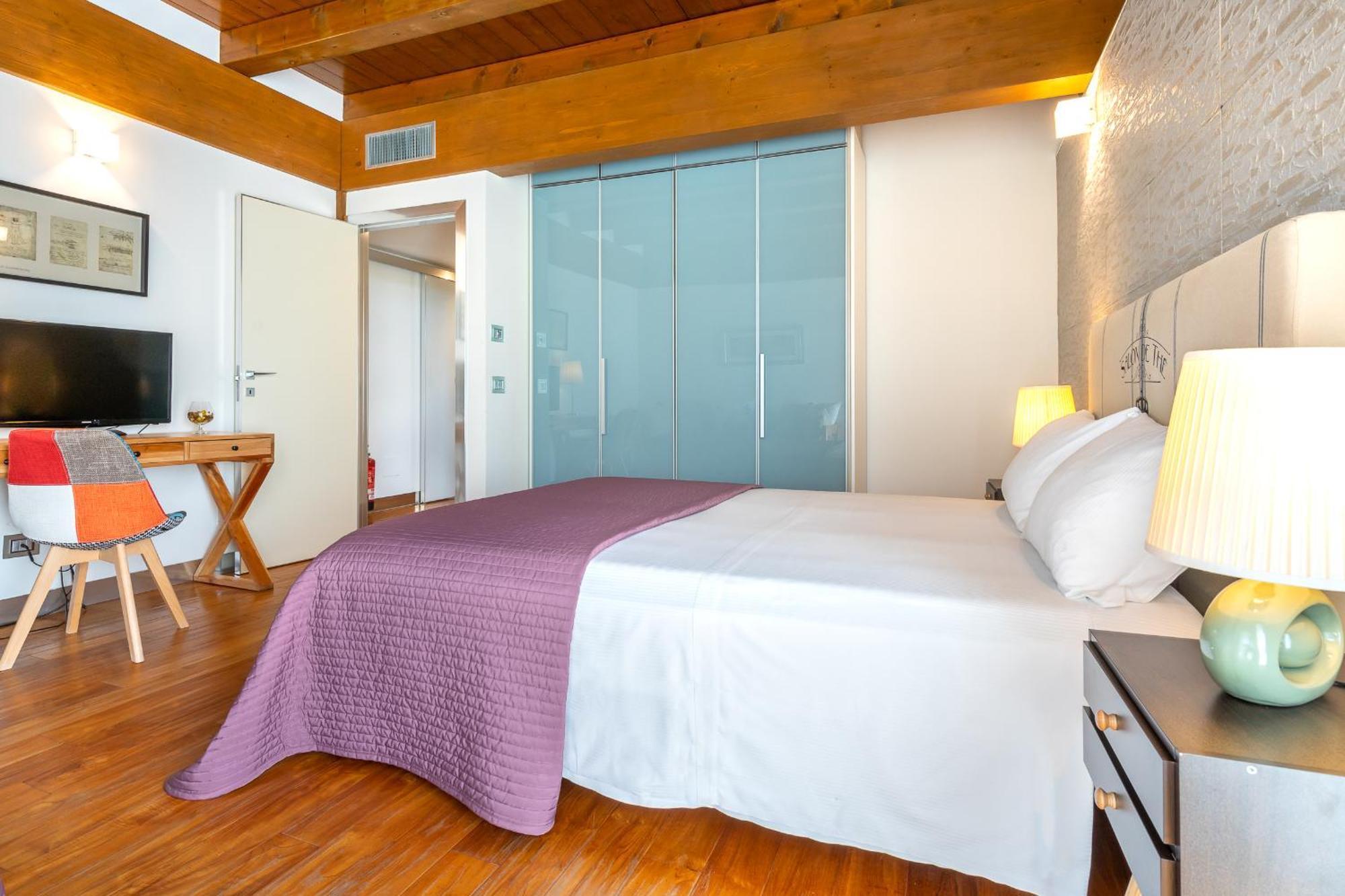 Casale Delle Ronde B&B Latina Bagian luar foto